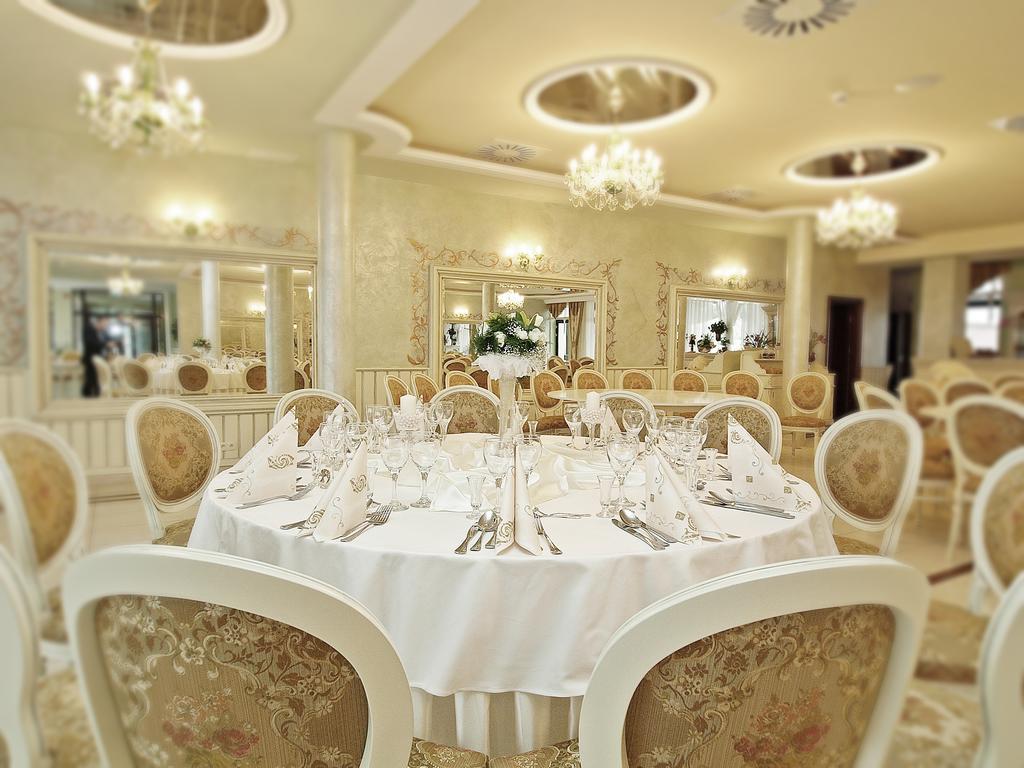 Hotel Fajkier Kroczyce Bagian luar foto