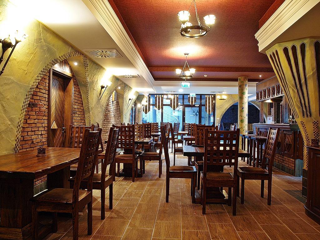 Hotel Fajkier Kroczyce Bagian luar foto